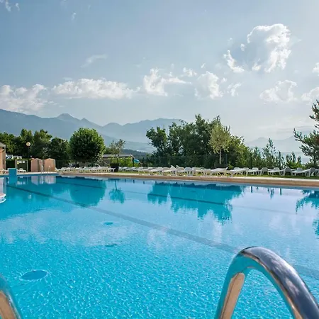 Resort Le Clos De L'ecrin Du 3*